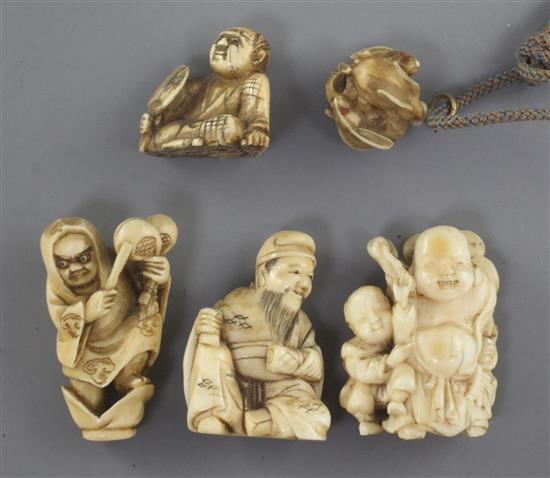 Four Japanese ivory netsuke and a similar ojime, Meiji period, 2.2 - 4cm